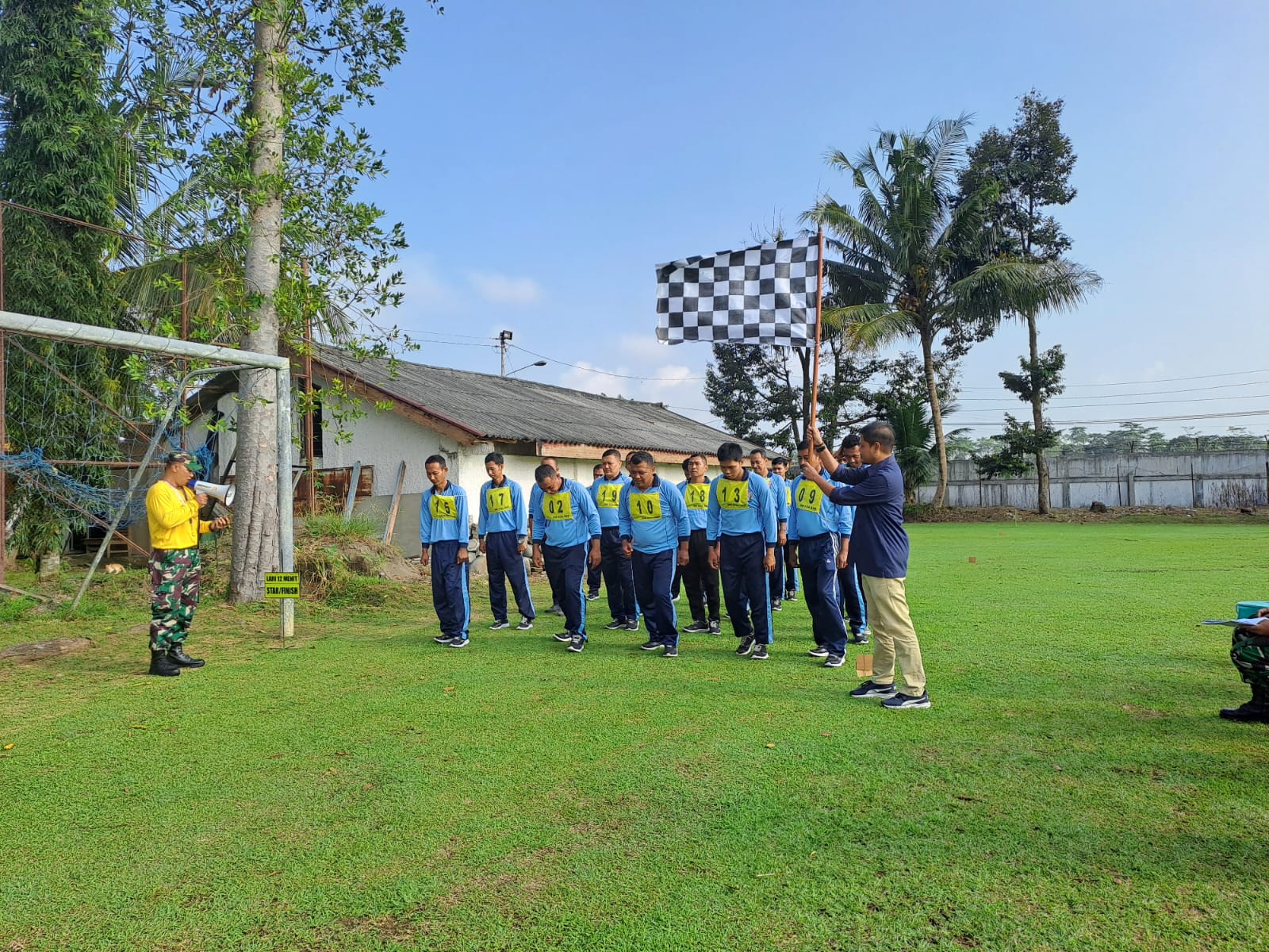 PLN IP UBP Meningkatkan Kemampuan Pengamanan Obvitnas Bersama Kodim 0704 Banjarnegara dengan Latihan Jasmani