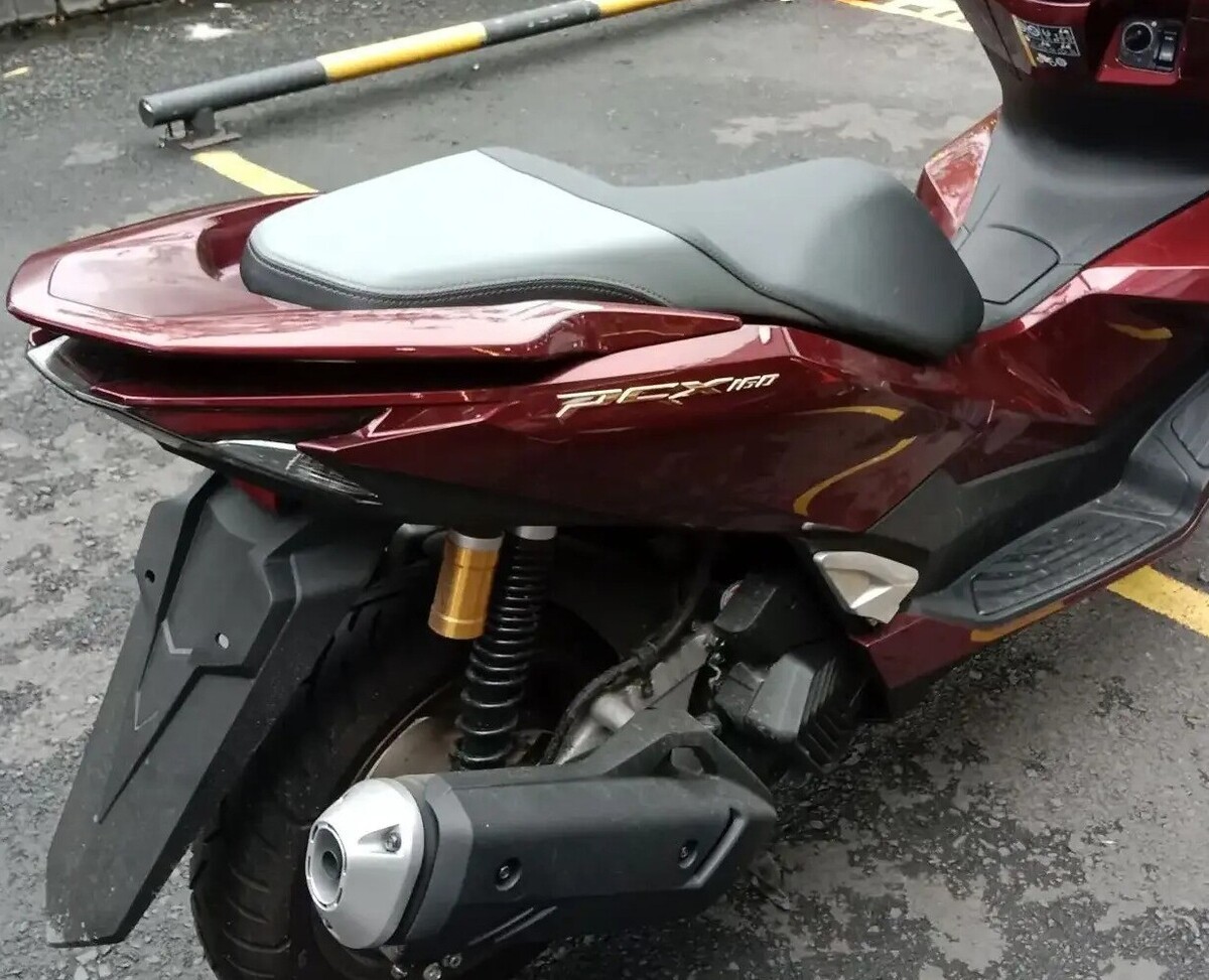 Mau Beli Honda PCX? Simak Spesifikasi Lengkap dan Variannya Terlebih Dahulu
