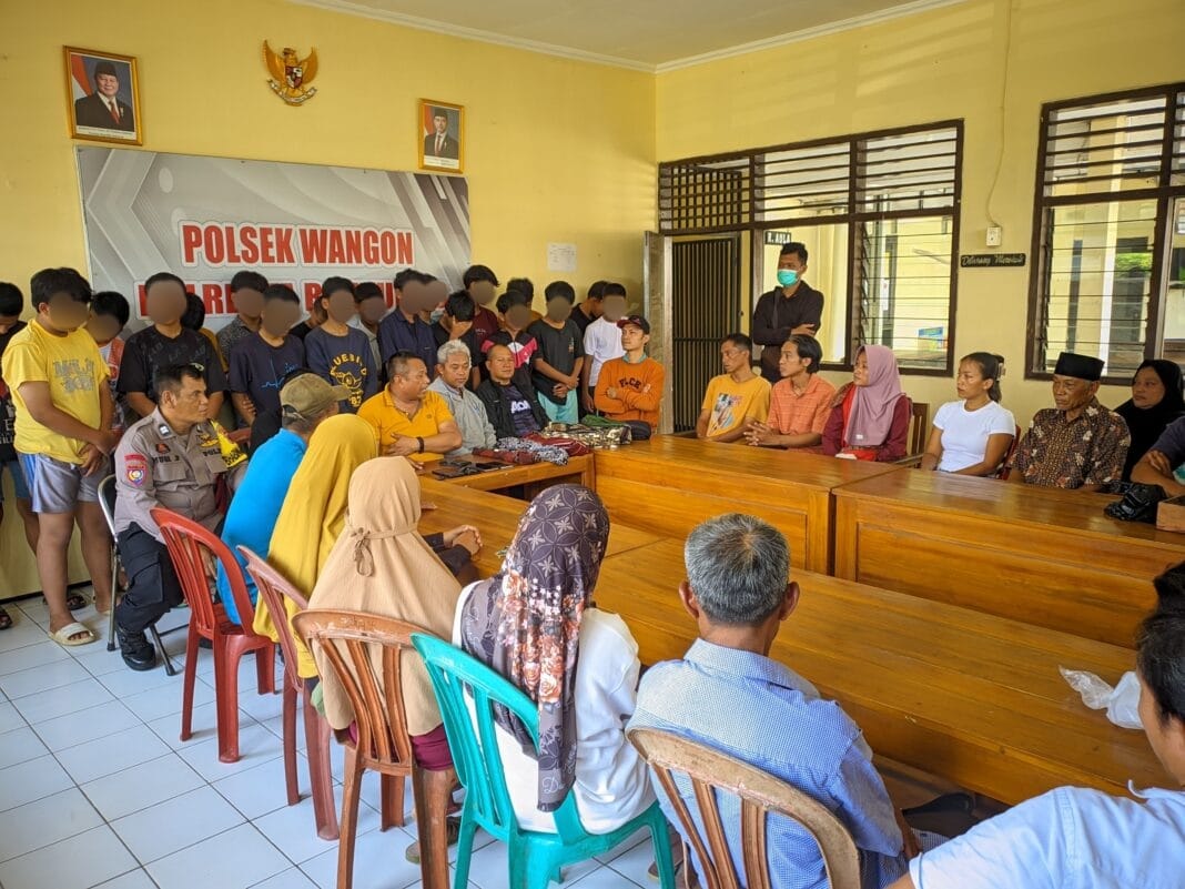 Perang Sarung, Belasan Remaja Diamankan Polisi