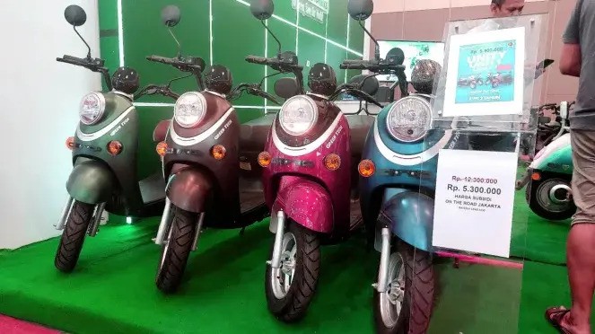 Kenali Yuk! Motor Listrik Greentech Unity Classic yang Tampil Elegan 