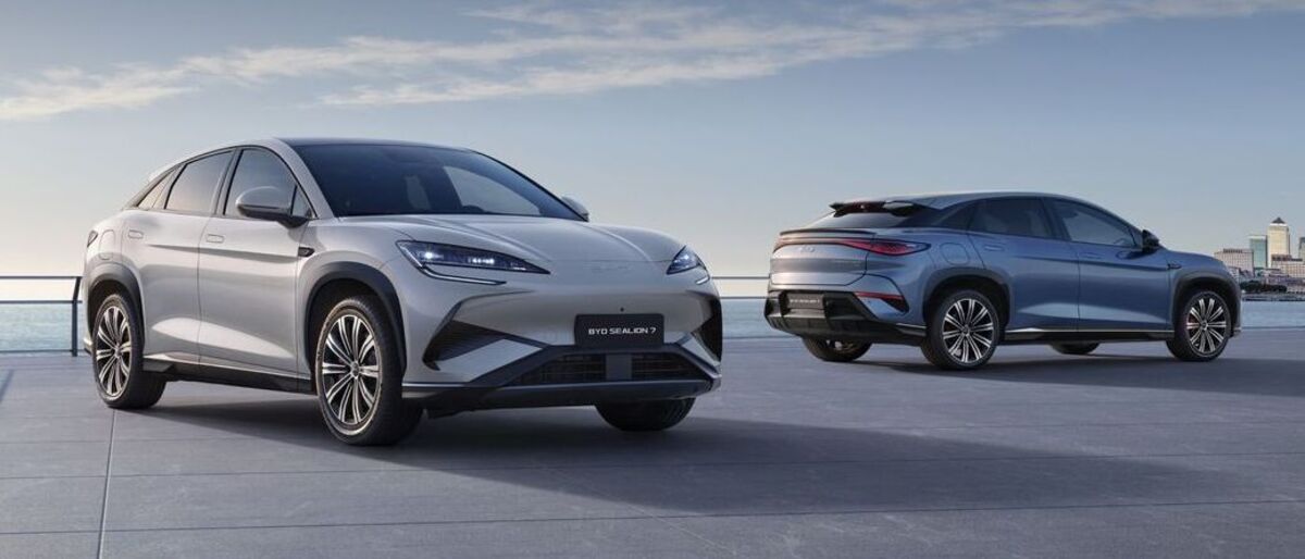 Selisih 10 Jutaan, BYD Sealion 7 vs BYD Seal, Mana Lebih Worth It?