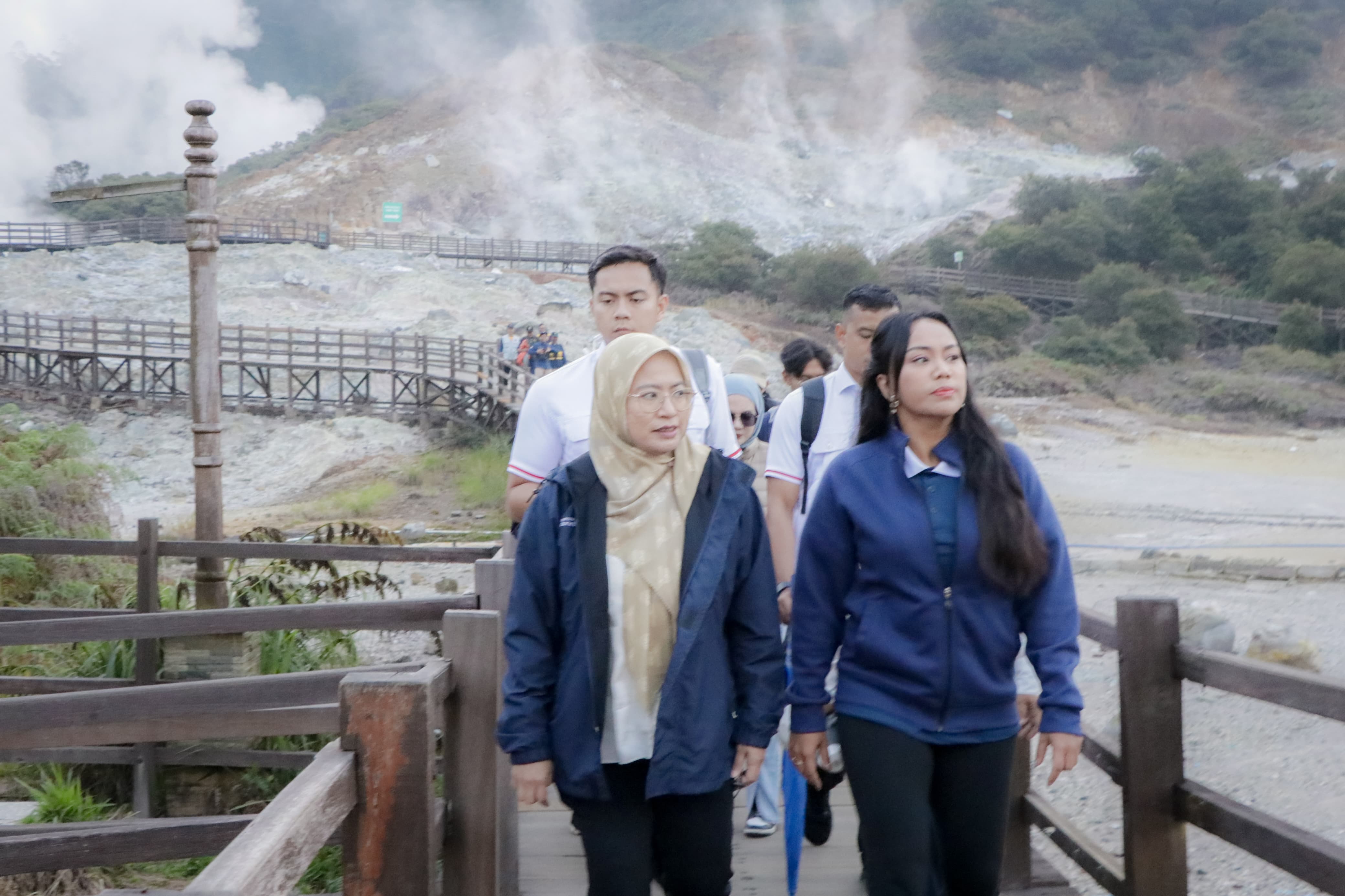 Utusan Khusus Presiden RI Tinjau Dieng, Dorong Status Geopark Nasional hingga Global