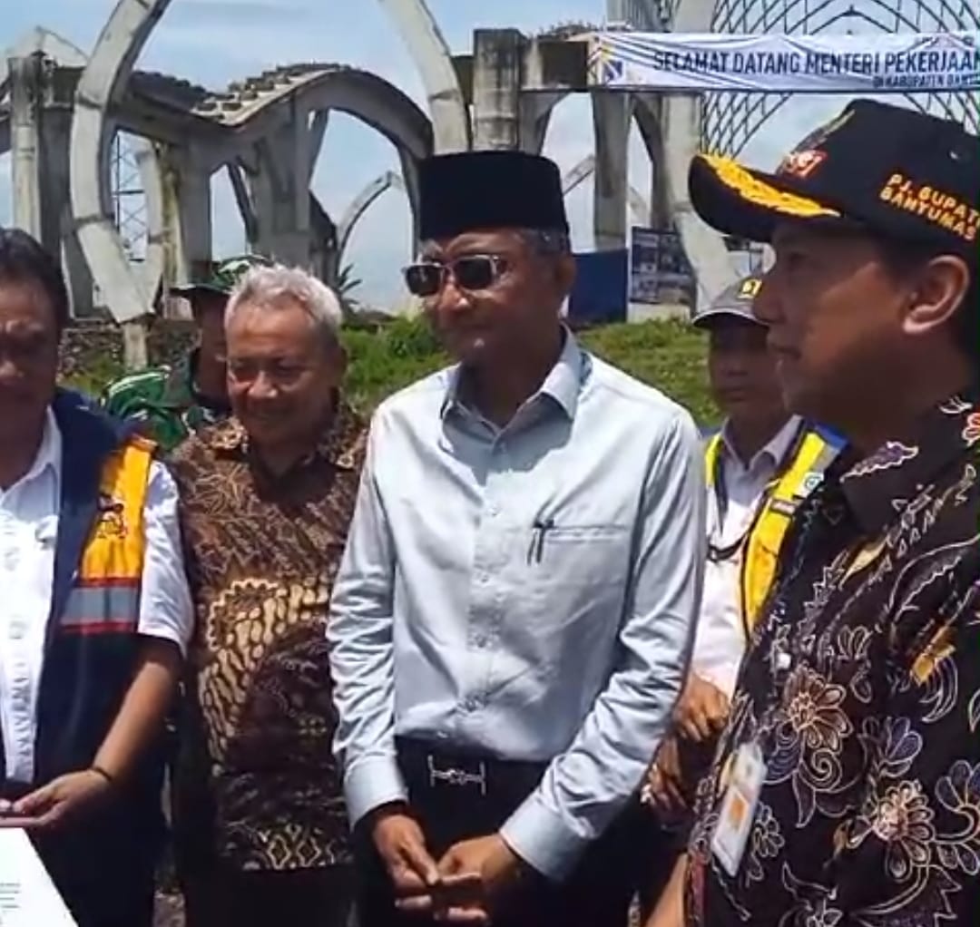 Menteri PU Tinjau Masjid Seribu Bulan, Insha Allah Akan Membantu