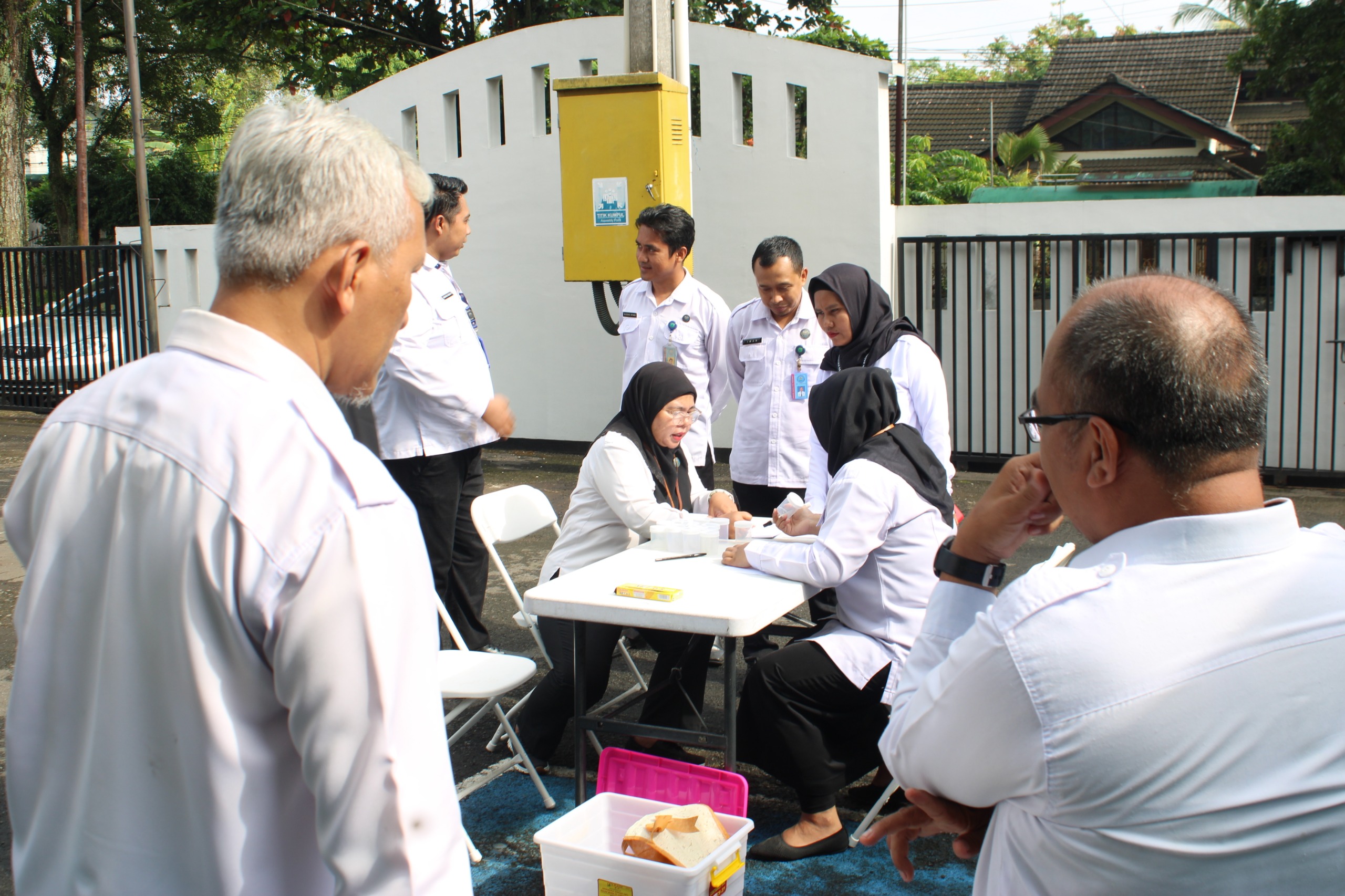 Seluruh Pegawai di Lingkungan BNNK Purbalingga Jalani Tes Narkoba