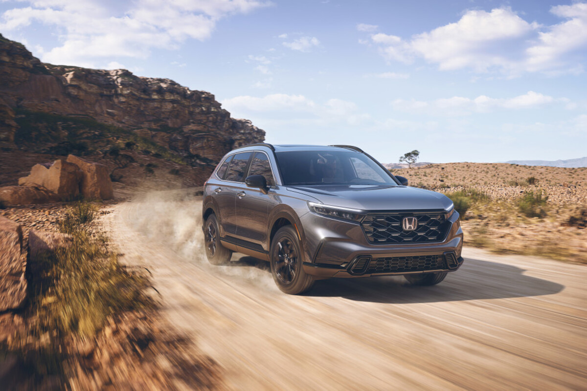 Mobil Honda CR-V TrailSport 2025 Resmi Rilis, SUV Tangguh untuk Medan Ekstrem