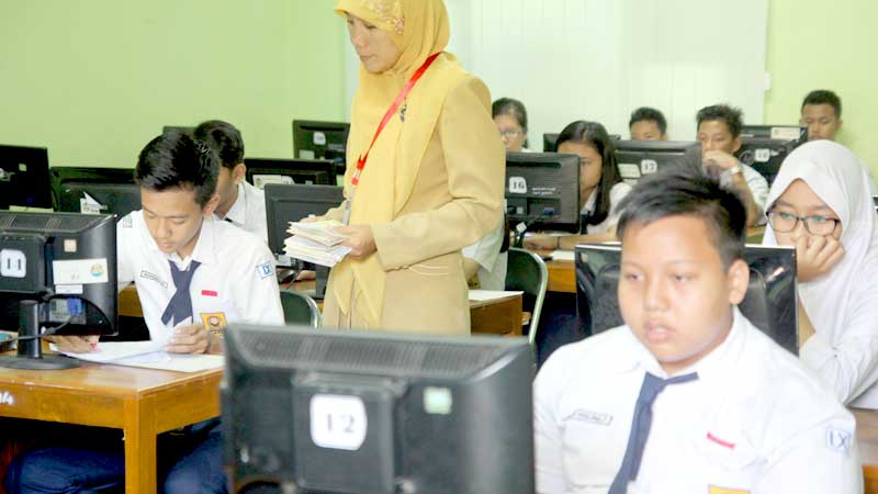 SMP Swasta Masih Kebingungan Melaksanakan Ujian Nasional Berbasis Komputer