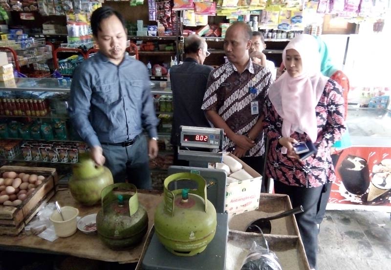 Pertamina Sidak di Bobotsari, Berat Elpiji 3 Kg Sudah Sesuai