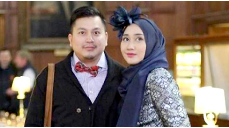 Dian Pelangi Masih Mesra dengan Mantan Suami