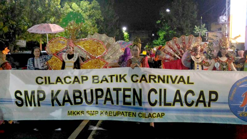 MKKS SMP Meriahkan Carnival Batik