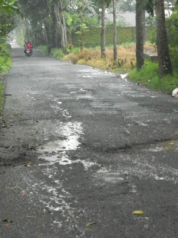 Baru Ditambal, Jalan Serayu Karanganyar-Sangkanayu Rusak Lagi