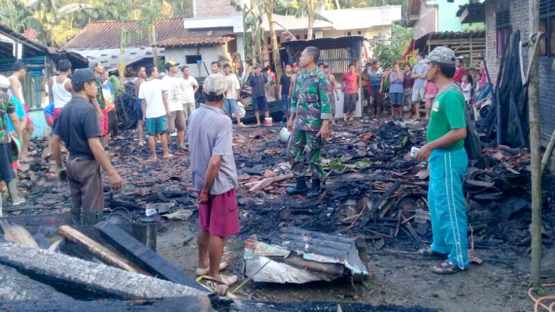 Korsleting, Tiga Rumah di Lumbir Ludes Terbakar