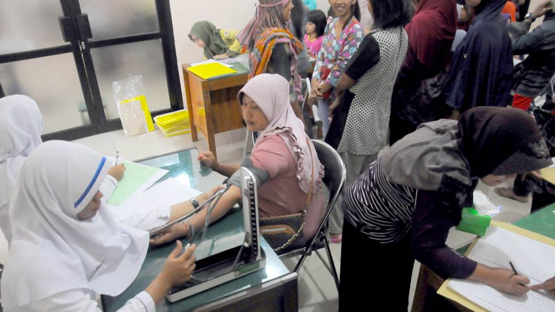 Ratusan Warga Ikuti Layanan KB di RSI Purwokerto