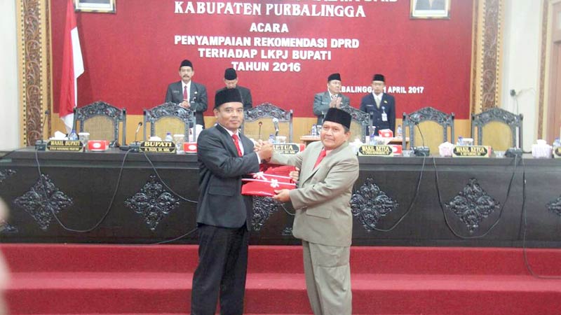 Dewan Purbalingga Beri Banyak Catatan Pada LKPJ Bupati Tahun 2016