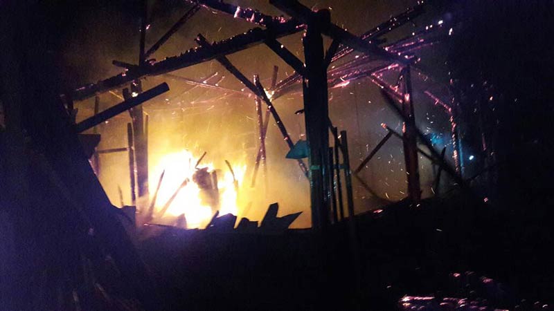 Lupa Matikan Lilin Rumah Janda di Wangon Ludes Terbakar