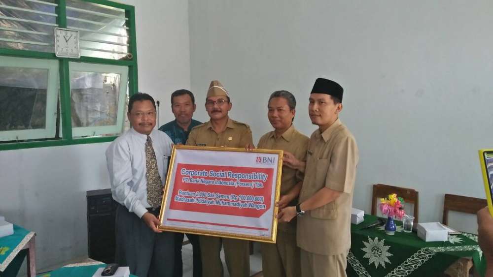 MIM Wangon Dapat Bantuan Rp 100 Juta Dari Bank BNI