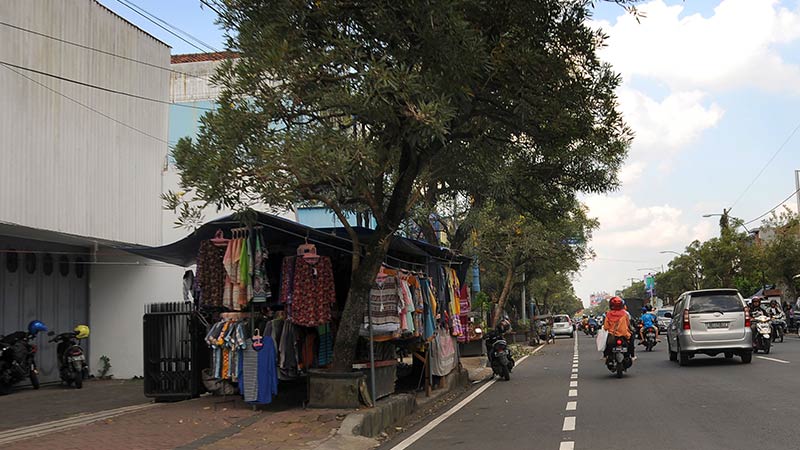 Penertiban PKL Jalan Jenderal Soedirman Purwokerto Jalan Terus