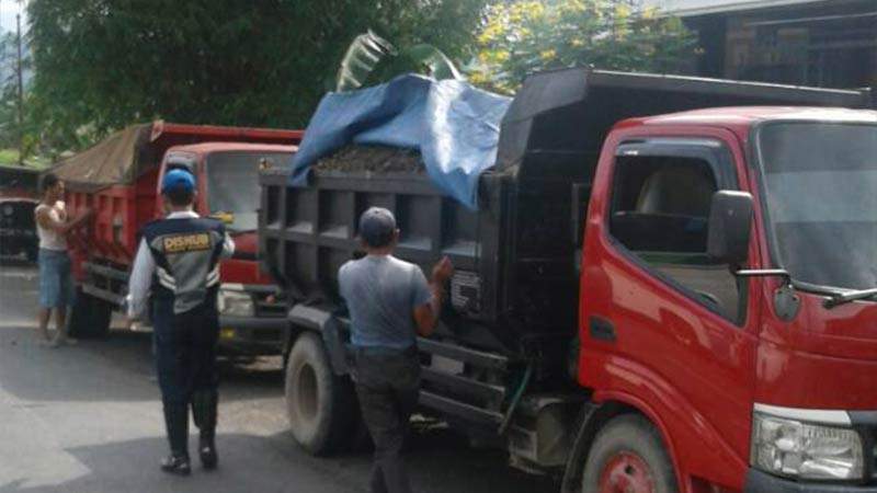 Bandel, Dump Truck Ditilang