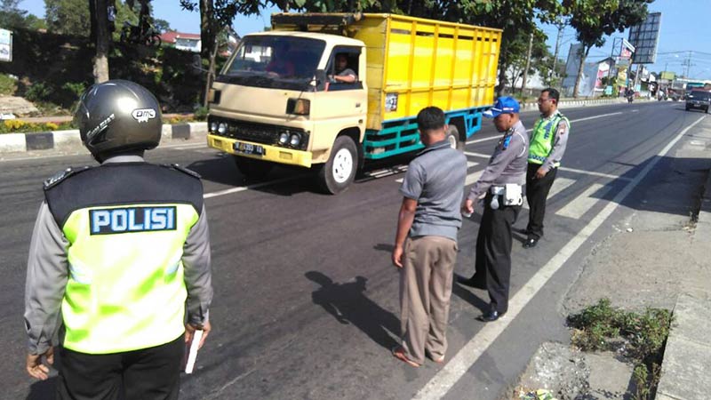 Truk Versus Motor, Siswa SMP Meninggal di Jalur Cilongok-Purwokerto