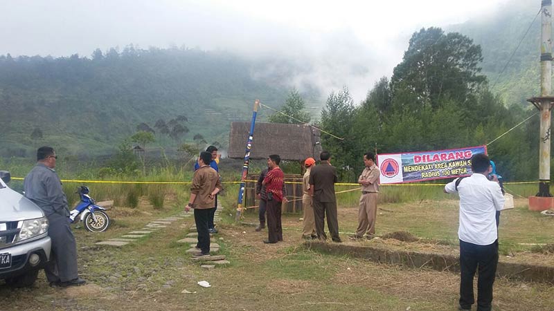 Wisatawan Dilarang Dekati Semua Kawah Dieng