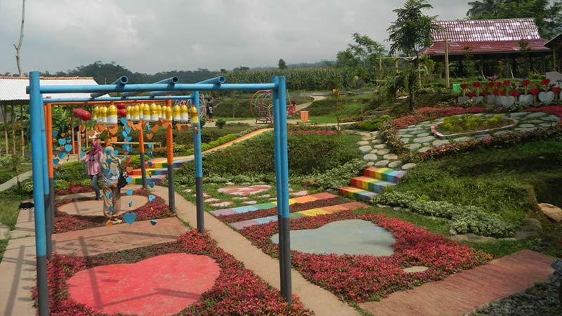 Talagening Purbalingga Ubah Sawah Jadi Taman Cinta