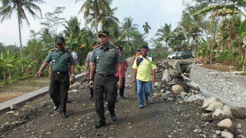 Dandim Banyumas Tinjau Lokasi TMMD