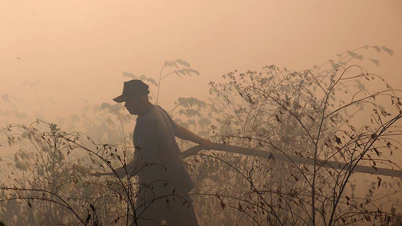 TPA Gunung Tugel Terbakar, Asap Selimuti Pemukiman