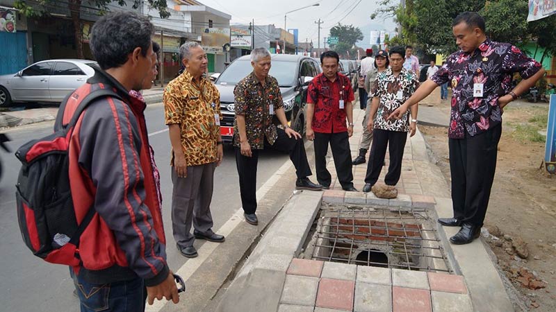 Muncul Wacana Trotoar Purbalingga Dikomersilkan