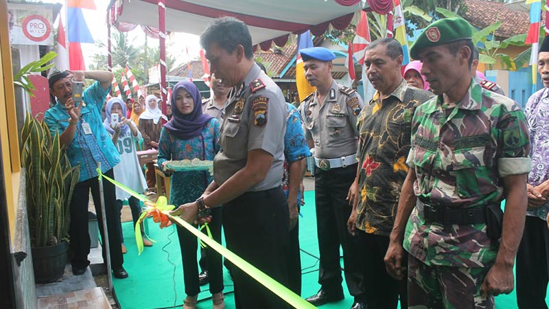 Warga Kalimendong Kembangkan Kolam Bioflok