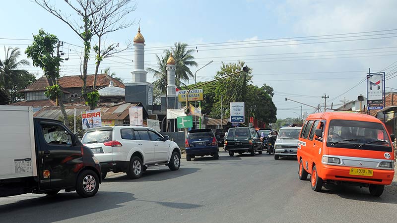 Jalan Lingkar Patikraja Dibuat Empat Lajur