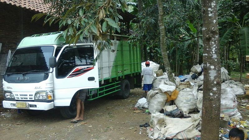 Komunitas Kedung Peduli Kasih (KPK) Purbalingga Kenalkan Sedekah dengan Sampah