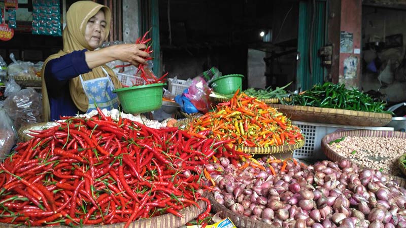 Cuaca Tak Menentu, Harga Cabai Naik