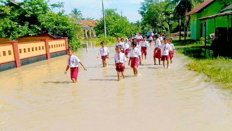 Banjir Lagi, Puluhan KK Mengungsi