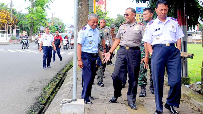 PKL Segera Ditertibkan, Parkir Dipindah