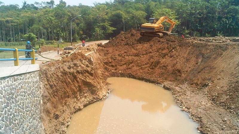 Pengadaan Lahan DI Slinga Dilakukan Bertahap