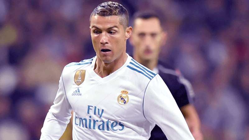 Real Madrid vs Malaga - Lawan Favorit Benzema-Ronaldo