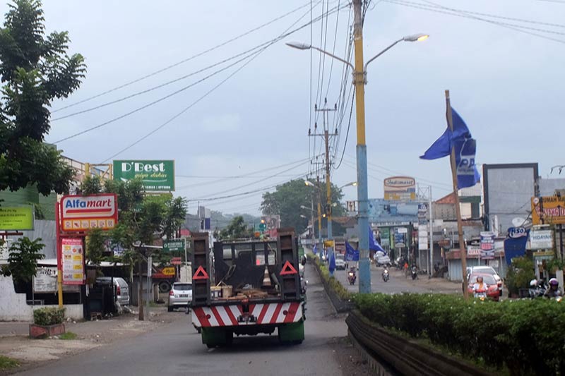 LPJU Jalan Gerilya Purwokerto Kurang Terang