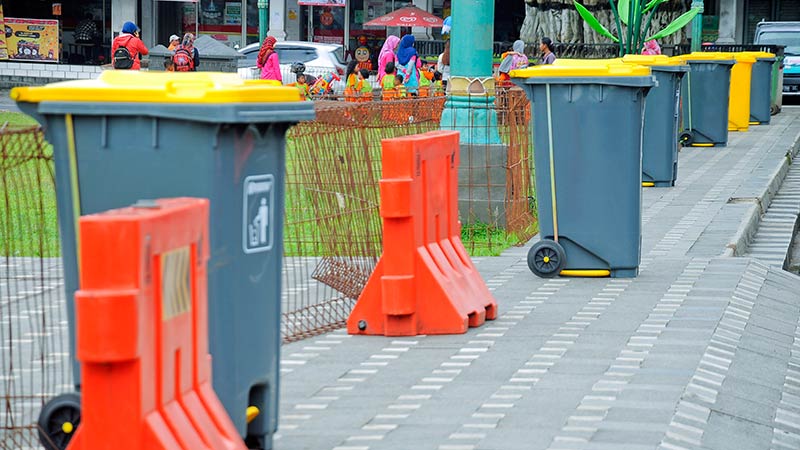 Alun-Alun Purwokerto Dikelilingi 46 Tempat Sampah, Harusnya Makin Bersih