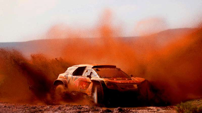 Peterhansel Bayar Lunas Kesalahan Etape Tujuh Rally Dakar
