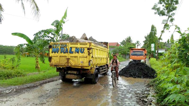 Kerusakan Jalan Kecamatan Kesugihan Segera Diperbaiki