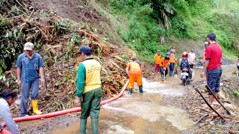 Perbukitan Siregol Karangmoncol Rawan Longsor