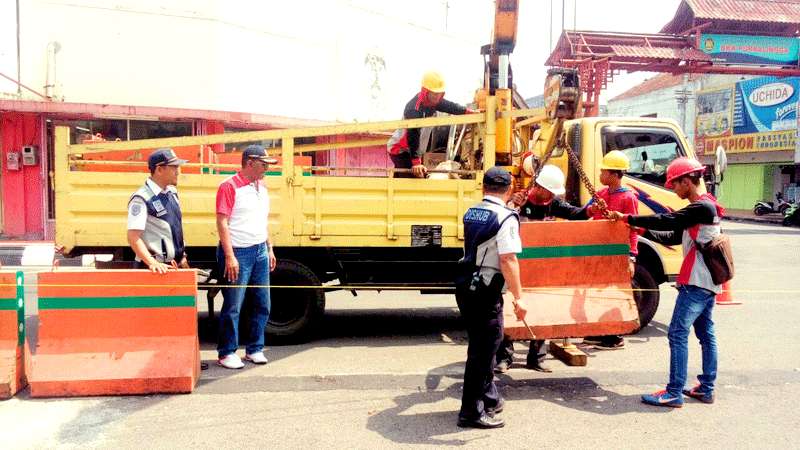 Simpang Mayong Purbalingga Ditutup