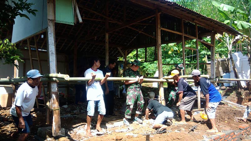 Korem dan ASA Sedesa Bedah Rumah Warga