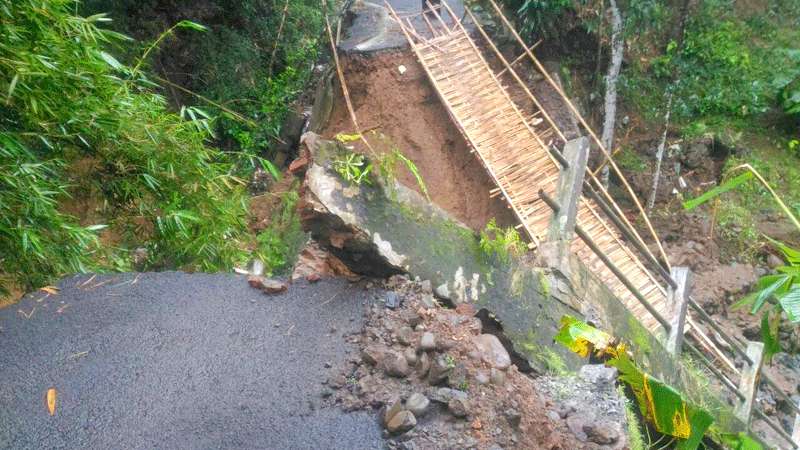 Jembatan Antar Desa di Kertanegara Purbalingga Putus