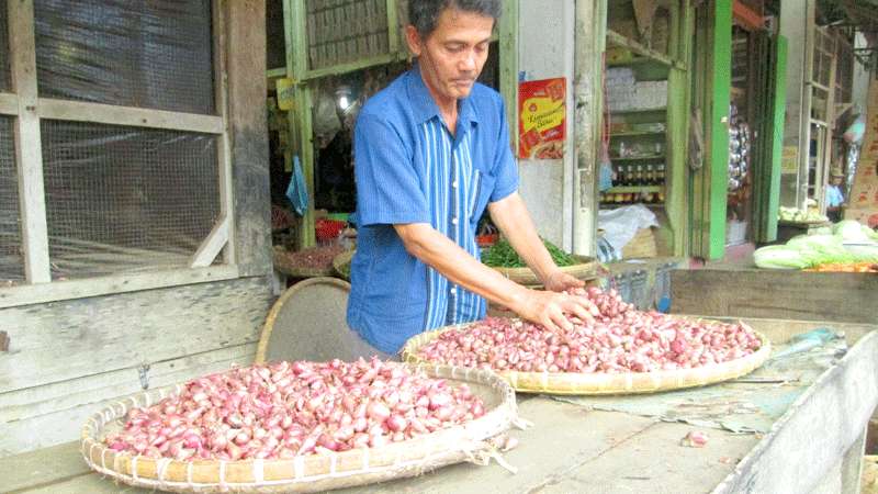 Pasokan Petani Lokal ke Pasar Induk Majenang Masih Minim