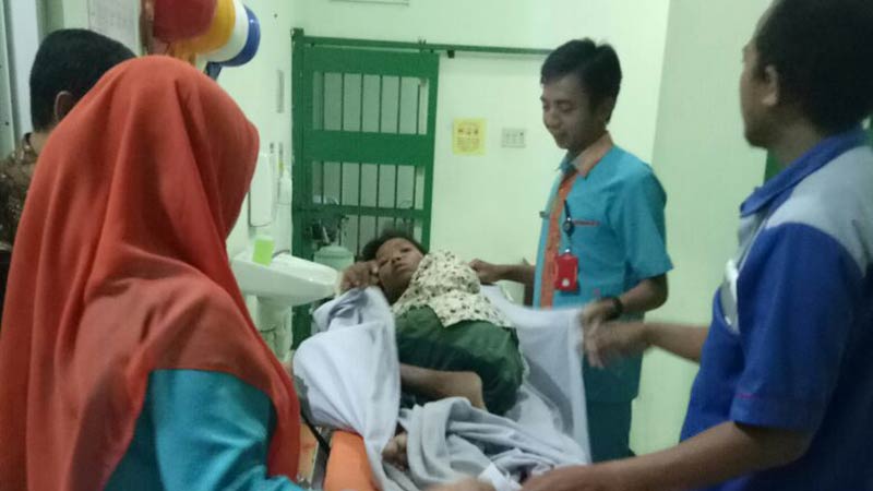 Terlantar, Mbah Marni Akhirnya Dibawa ke Panti