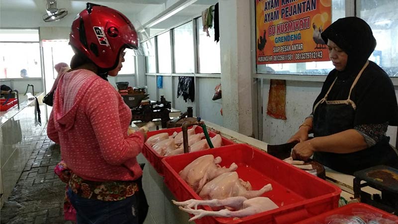 Harga Daging Ayam di Banyumas Masih Stabil