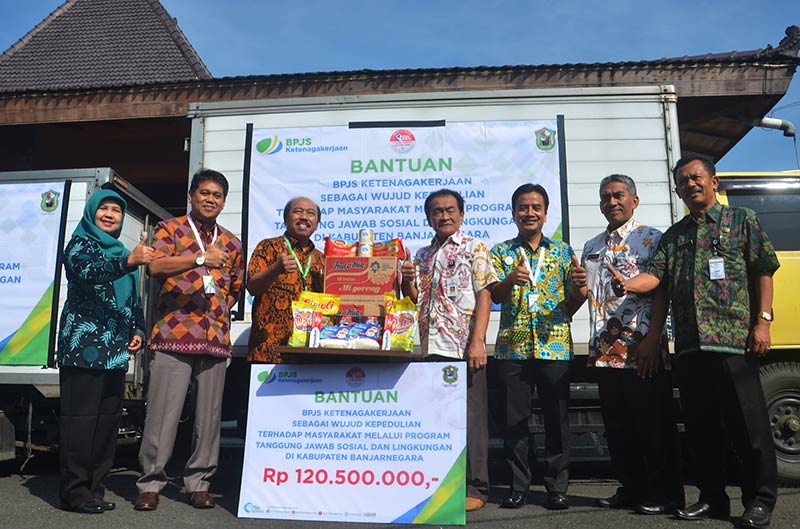 BPJS Ketenagakerjaan Salurkan Bantuan