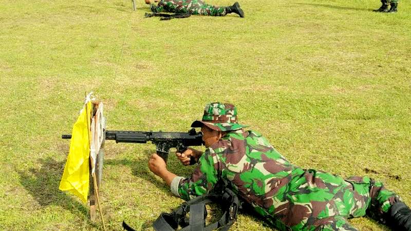 Prajurit Kodim 0703/Cilacap Rutin Latihan Menembak