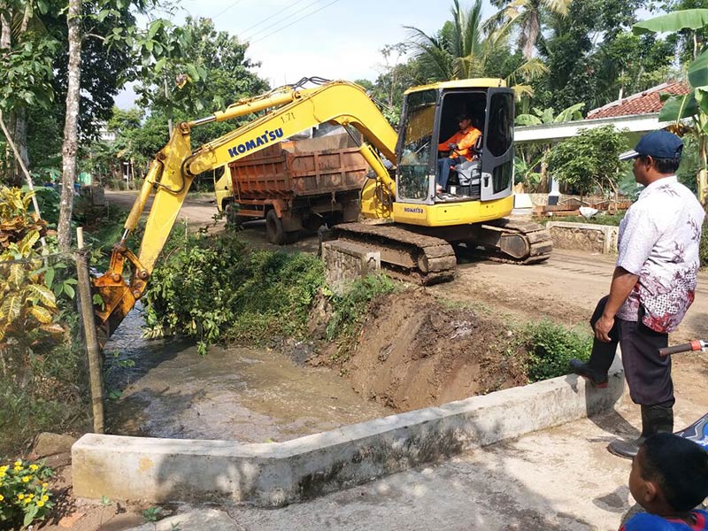 Antisipasi Banjir, Sungai Sirau Dinormalisasi