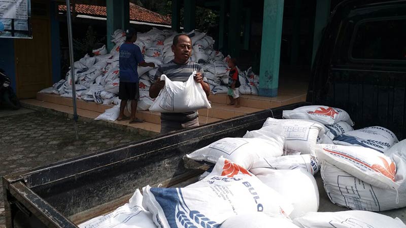 Sebanyak 784 Rumah Tanga Sasaran di Pagelarang Terima Rastra